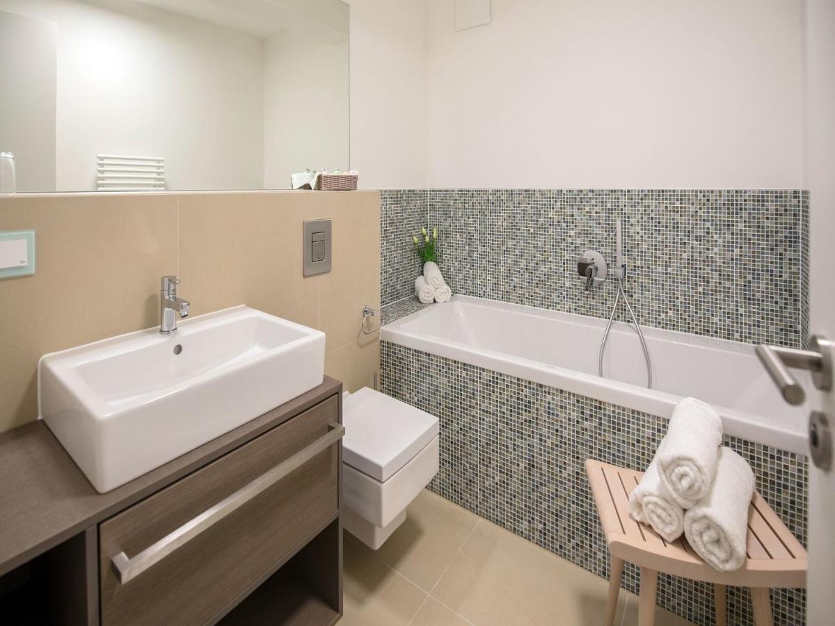 Duenenresidenz Prora - Ferienwohnung Mit Meerblick, 2 Schlafzimmern Und Balkon Np-403 Binz Exterior foto